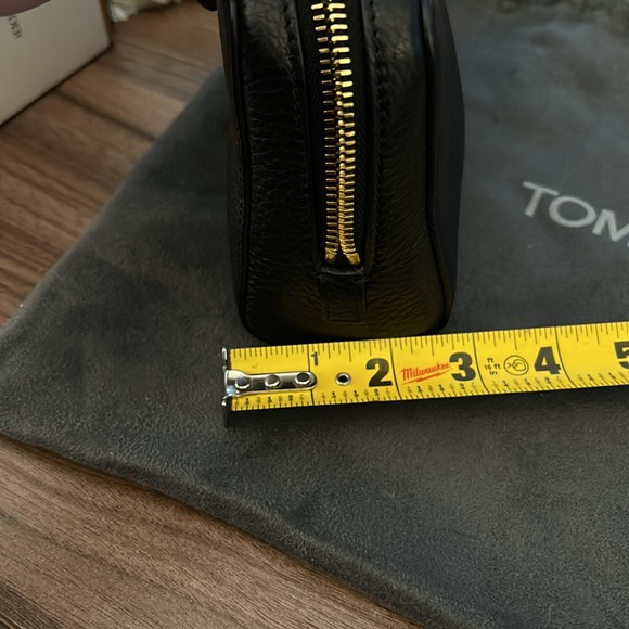 PRICE DROP!! TOM FORD wristlet medium bag - Picture 8 of 9